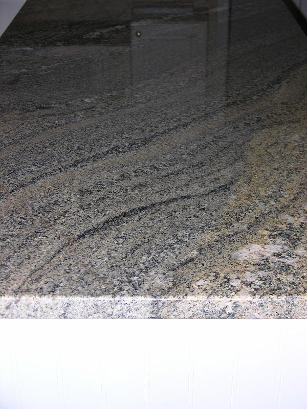 kitchen_island_granite3.jpg